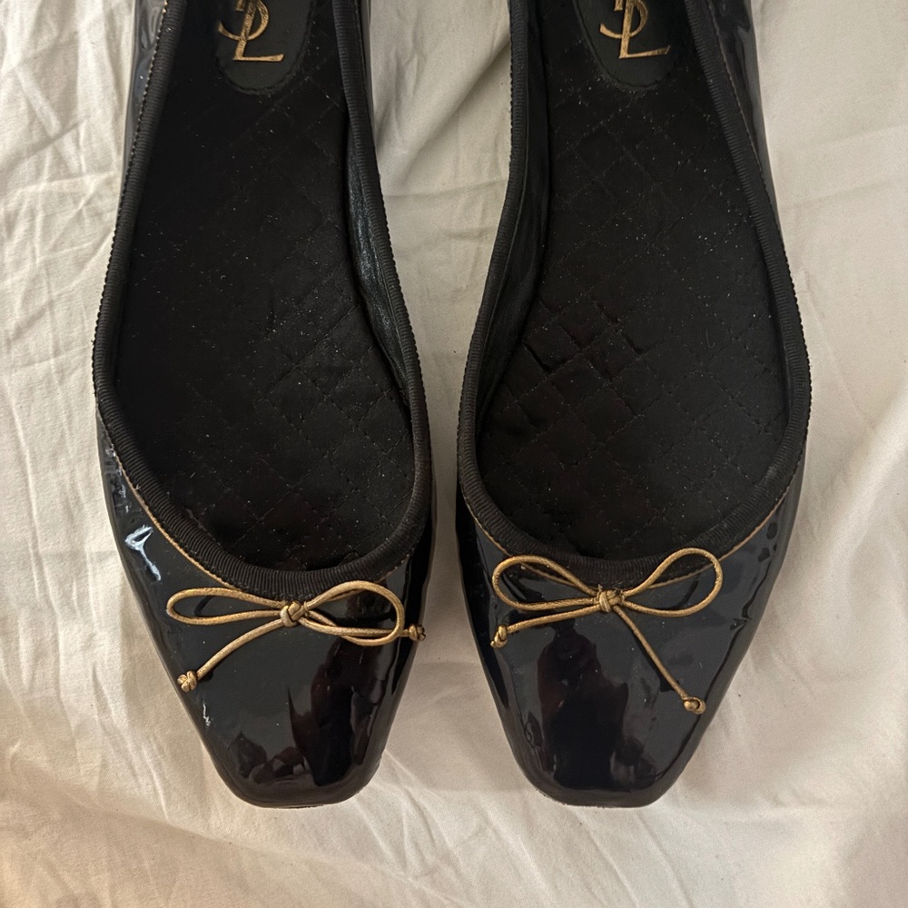 YSL midnight blue (almost black) patent leather ballet style: Worn once indoors